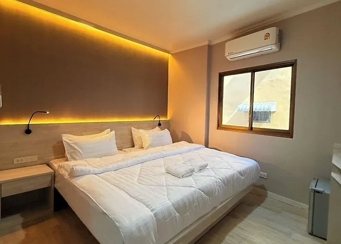 Hotel Luck Huai Khwang Mrt Ratchada