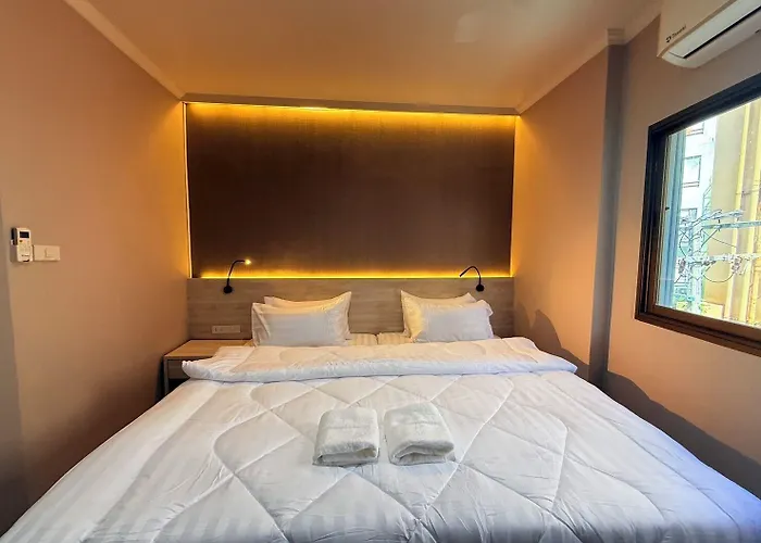 Hotel Luck Huai Khwang Mrt Ratchada Bangkok