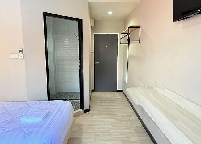 Luck Huai Khwang Mrt Ratchada 3* Bangkok